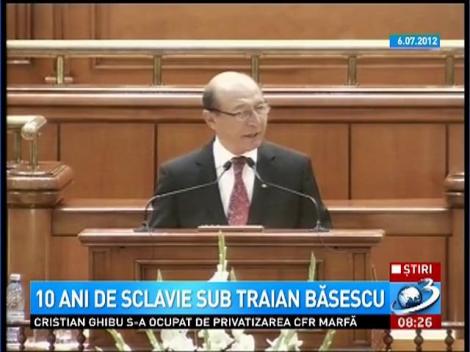 10 ani de sclavie sub Traian Băsescu. Românii au făcut în câteva săptămâni ceea ce nu a reuşit să facă Parlamentul în 4 ani: au dat jos Guvernul Emil Boc