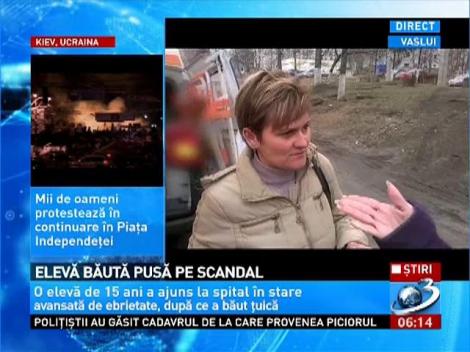 Eleva bauta din Vaslui, pusa pe scandal