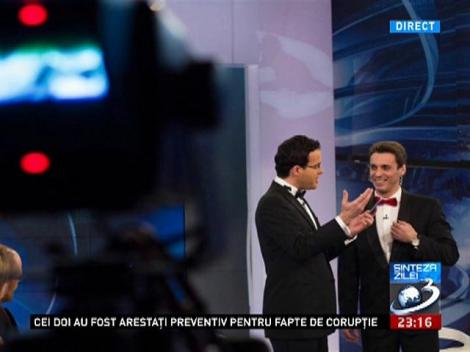 Mircea Badea sărbătorit la Sinteza zilei. Colecţie de fotografii cu realizatorul Tv