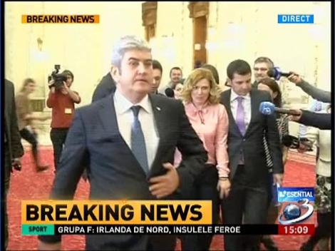 Atac dur al lui Antonescu la adresa lui Ponta