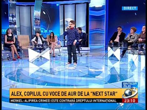 Alex, copilul nevăzător cu voce de aur cântă LIVE, la Sinteza Zilei
