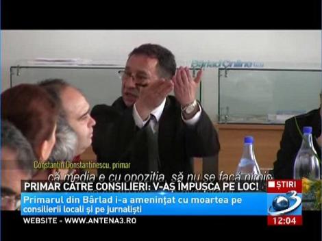 Primarul de B&acirc;rlad i-a amenințat cu moartea pe consilierii locali