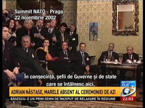 Imagini de acum 10 ani, de la aderarea României la NATO