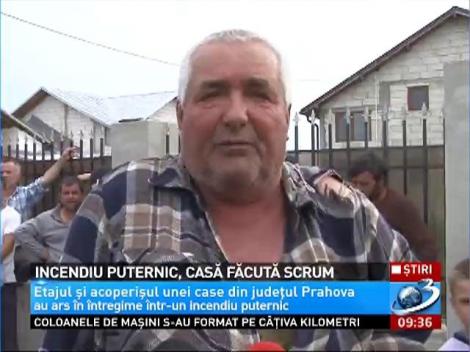 Panică în Prahova! O casă a ars ca o torţă