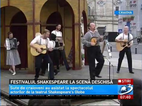 Actorii britanici au urcat pe scena Festivalului Internaţional Shakespeare din Craiova
