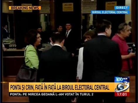 Câştigătorii alegerilor europarlamentare şi-au primit mandatele