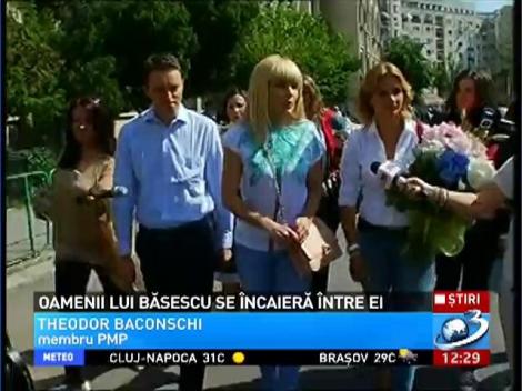 Oamenii lui Băsescu se încaieră între ei