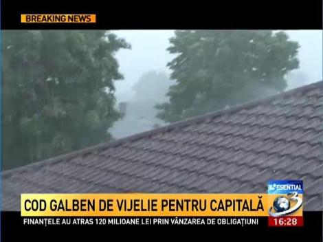 COD GALBEN de ploi abundente şi vijelii &icirc;n Bucureşti şi Ilfov