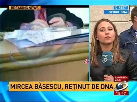 Mircea Băsescu, reţinut de DNA