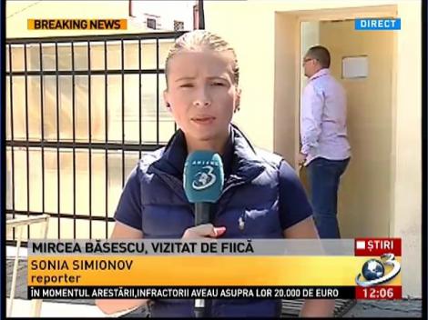 Mircea Băsescu, vizitat de fiică