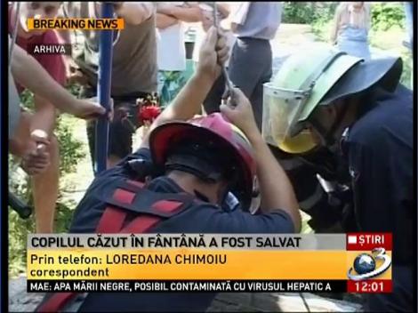 Copilul căzut în fântână a fost salvat