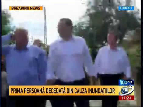 Premierul Ponta, &icirc;n zonele afectate de inundaţii