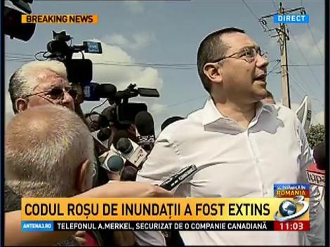 Ponta a ajuns la Novaci şi a stat de vorbă cu localnicii