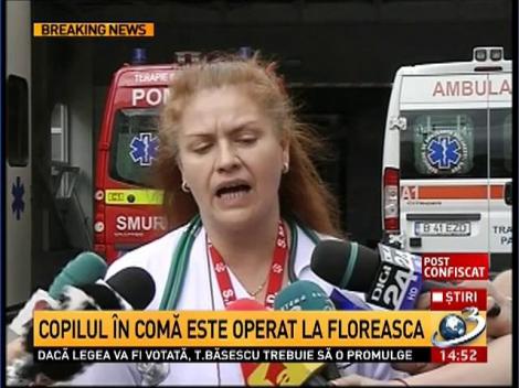 Copilul de 2 ani rănit &icirc;ntr-un accident rutier a ajuns la Spitalul Floreasca