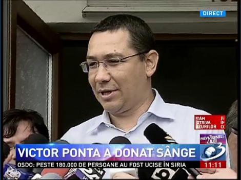Victor Ponta a donat s&acirc;nge
