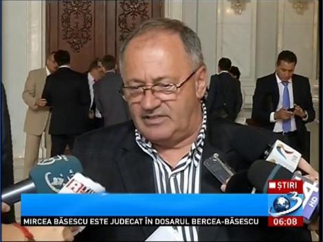 Ce a primit Ioana Petrescu de la un senator PNL. "&Icirc;n amintirea economiei rom&acirc;neşti", scria pe ea