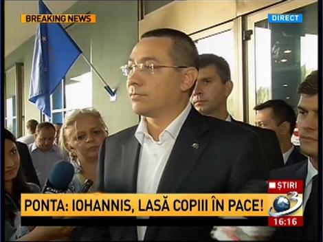 Victor Ponta: Băsescu nu ştie să muncească şi face gălăgie