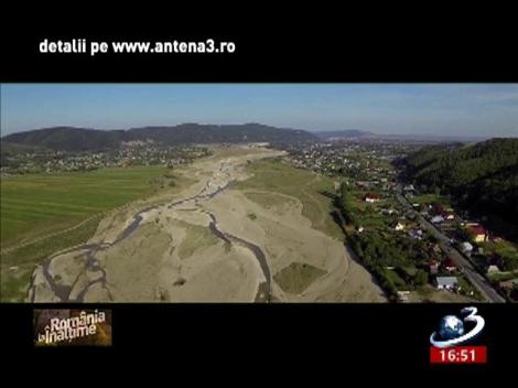 România la Înălţime: Imagini spectaculoase cu mânăstirea Neamţ