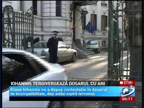 Klaus Iohannis tergiversează dosarul în care este acuzat de incompatibilitate. Cum procedează acum ANI