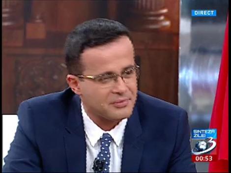 Hohote de râs în studioul "Sintezei Zilei", provocate de delirul lui Traian Băsescu