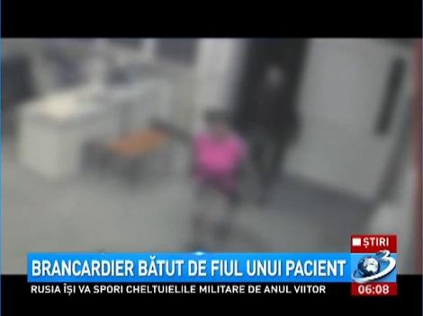 Un brancardier de la spitalul Săveni din Botoşani, luat la bătaie de rudele unui pacient. Bărbatul are splina ruptă şi mai multe coasta fracturate