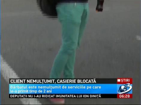 RCS&RDS l-a păcălit, iar el s-a răzbunat &icirc;ntr-un mod inedit. "Sacoşa cu bani c&acirc;ntărea 22 de kilograme"