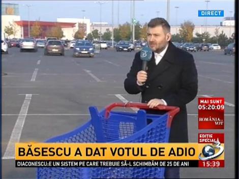 Felix Rache duce tradiţia lui Băsescu mai departe. A ieşit la cumpărături