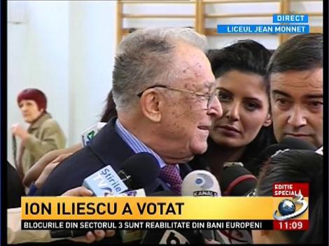 Ion Iliescu a votat pentru "un moment de intrare în normalizare"