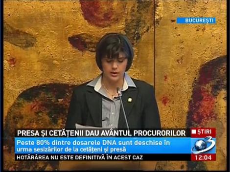 Presa şi cetăţenii dau av&acirc;ntul procurorilor