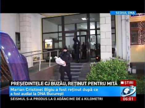 Preşedintele CJ Buzău, reţinut pentru mită