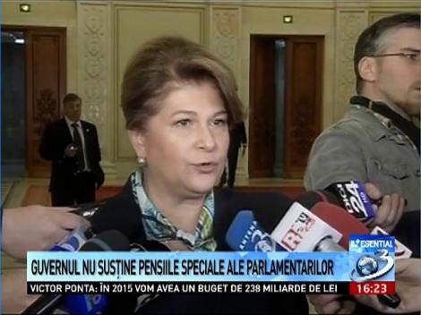 Guvernul nu susţine introducerea pensiilor speciale. Rovana Plumb: Este absolut necesar să existe un sistem unitar de pensii