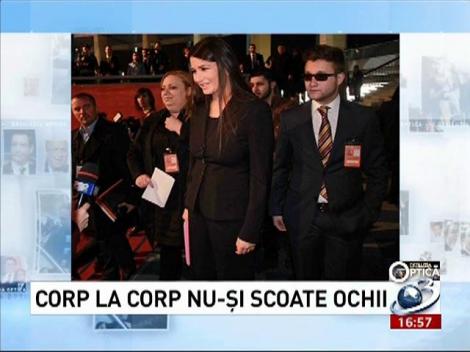 Deziluzia Optică: Corp la corp nu-şi scoate ochii