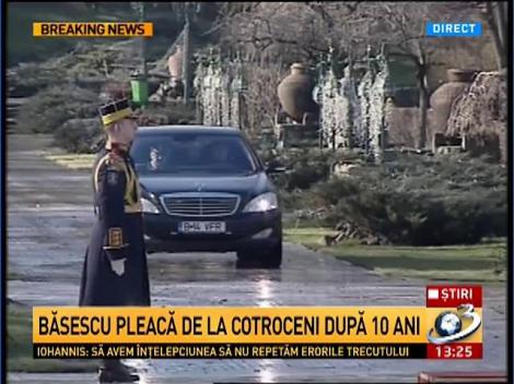 Traian Băsescu a părăsit Palatul Cotroceni