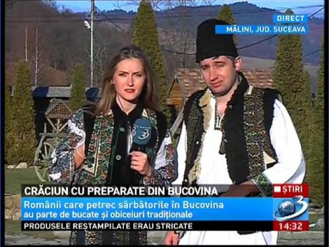 Sergiu Cora şi Andrada Popovici s-au îmbrăcat în straie populare