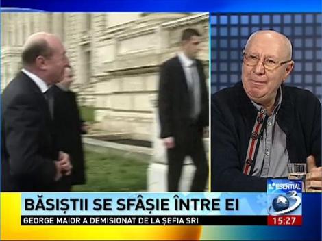 Esenţial: Băsiştii se sf&acirc;şie &icirc;ntre ei