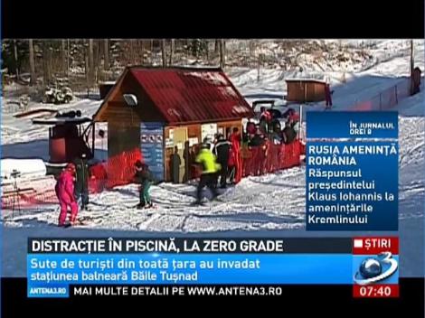 Distracţie &icirc;n piscină, la zero grade