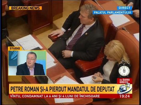 Petre Roman şi-a pierdut mandatul de deputat. Plenul Camerei a luat act de &icirc;ncetarea mandatului, la cererea ANI.