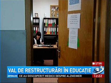 Val de restructări în Educaţie