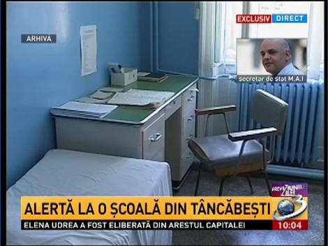 Alertă &icirc;ntr-o şcoală din T&acirc;ncăbeşti. 21 de copii au acuzat stări de leşin