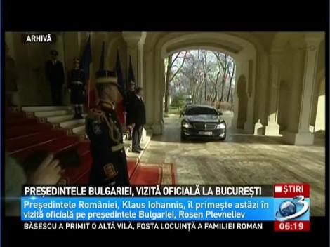 Preşedintele Bulgariei, Rosen Plevneliev, în vizită în România. Este primul şef de stat care vine la Palatul Cotroceni de când Iohannis e preşedintePreşedintele Bulgariei, Rosen Plevneliev, în vizită în România. Este primul şef de stat care 