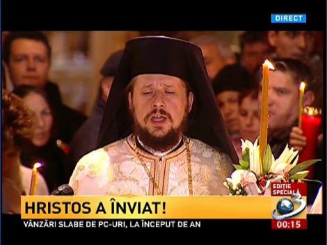 HRISTOS A &Icirc;NVIAT! Imagini de la slujba de &Icirc;nviere de la M&acirc;năstirea Radu Vodă