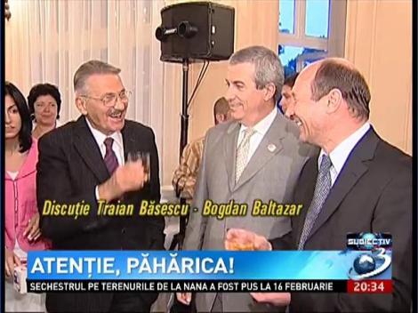 Imagini de arhivă cu Băsescu: Domnule Ambasador, unde este whisky-ul?