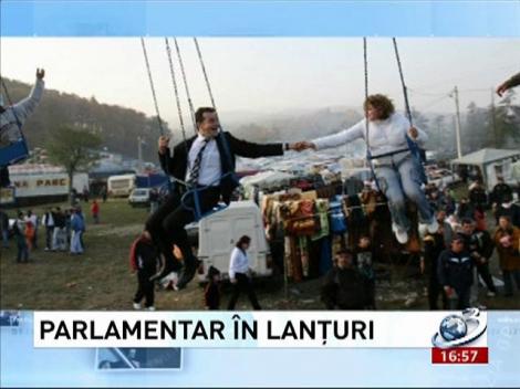 Deziluzia Optică: Parlamentari în lanţuri