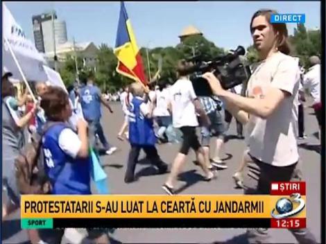 Protest scandalos la Piaţa Victoriei