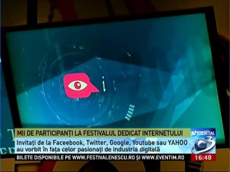 Mii de participanţi la festivalul dedicat Internetului