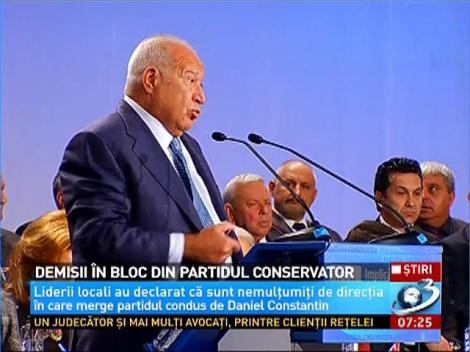 Demisii &icirc;n bloc din Partidul Conservator