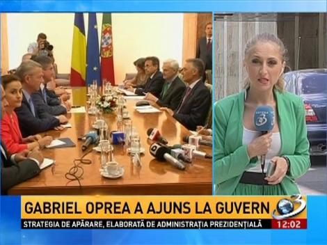 Gabriel Oprea a ajuns la Guvern