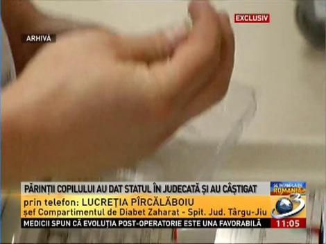 Copil diabetic, lăsat fără ajutor de însoţitor