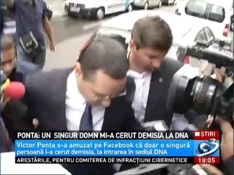 Victor Ponta a fost huiduit la intrarea în DNA