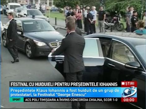 Klaus Iohannis, &icirc;nt&acirc;mpinat cu huiduieli la Festivalul "George Enescu"